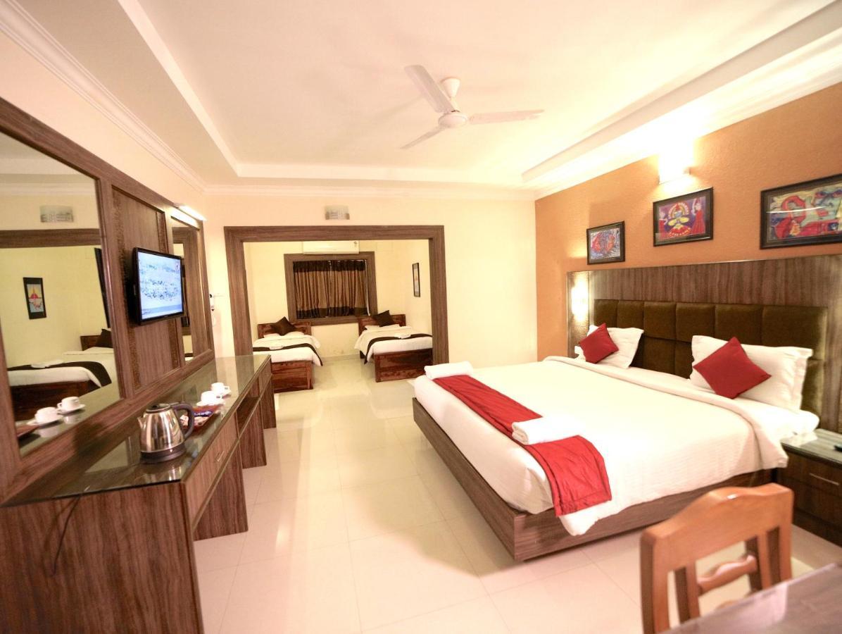 Celebrity Resort - Near Isha Yoga Alāndurai Exterior foto