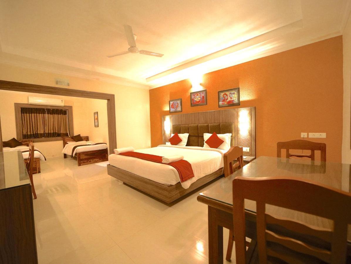 Celebrity Resort - Near Isha Yoga Alāndurai Exterior foto